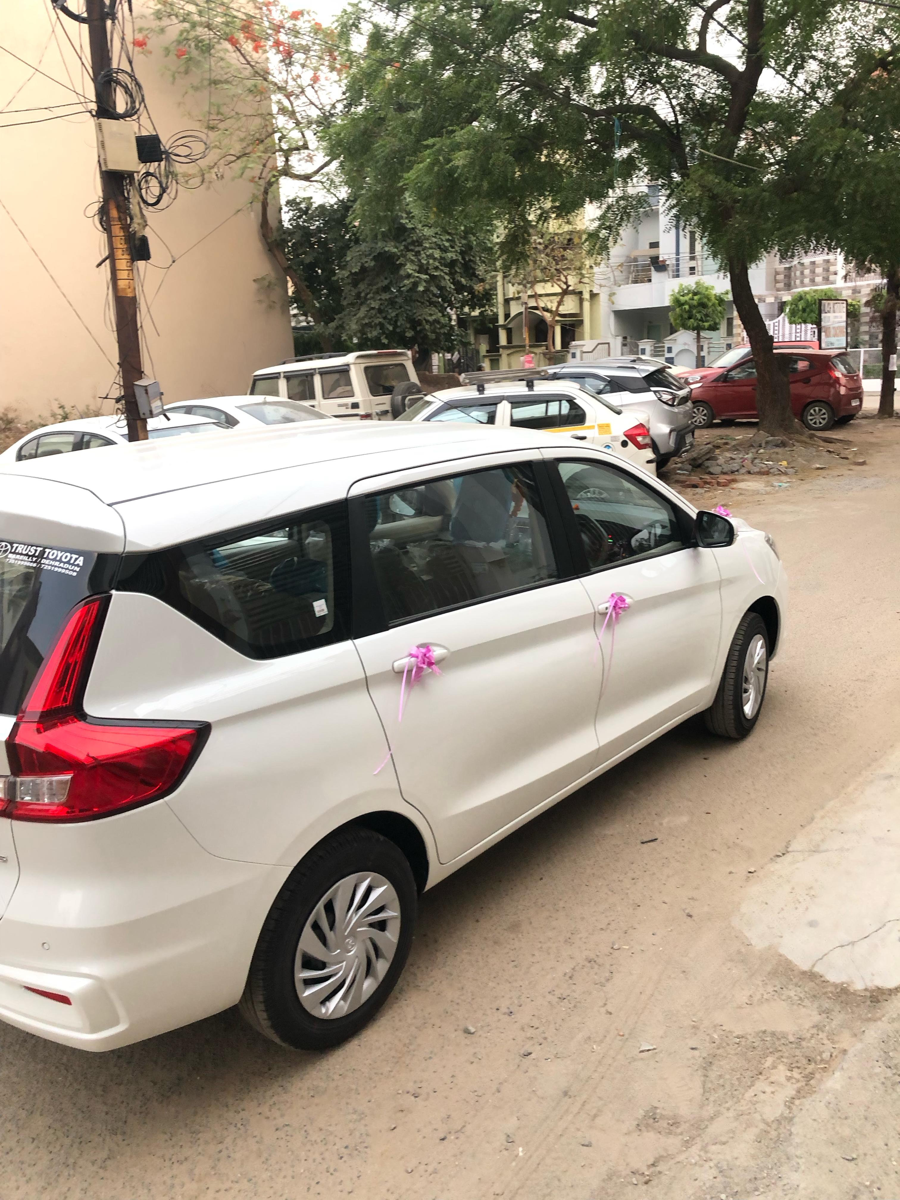 Taxi service image 6